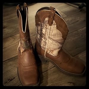 Justin Gypsey Collection Boots